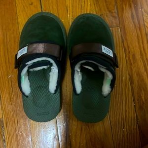 New Suicoke Zhavos size 4 us